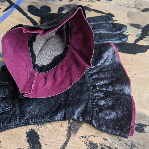 Leather gloves - 6 1/2 - Picture 8 of 10